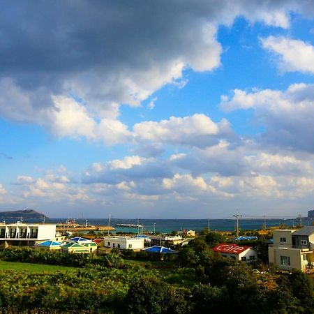 Dongdong Guesthouse Jeju Exterior foto
